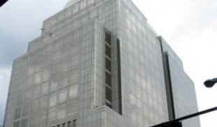 อาคารศรีจุลทรัพย์ (SRIJULASUP BUILDING) ออฟฟิศให้เช่าพระราม 1 ทำเลใจกลางสยาม–พญาไท–ราชเทวี ศูนย์กลางธุรกิจค้าปลีกและการเดินทาง