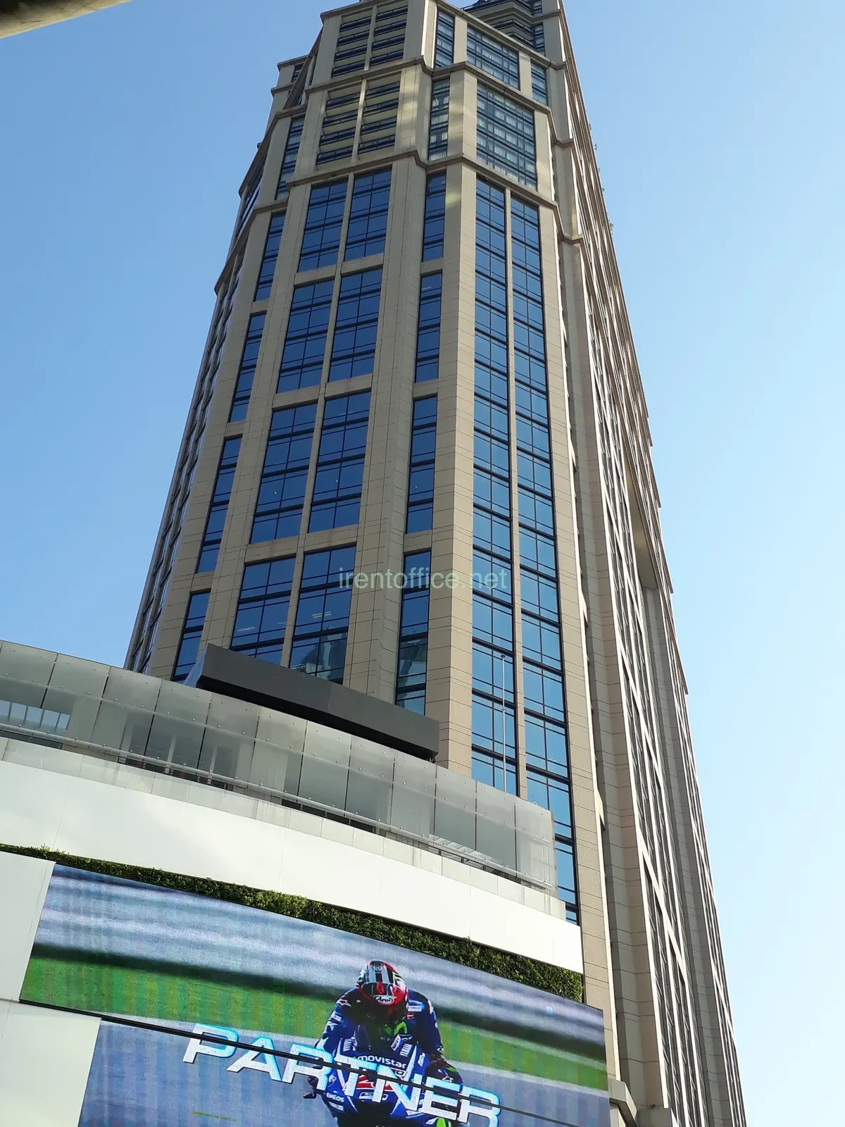 อาคารเอ็มโพเรียม ทาวเวอร์ (EMPORIUM TOWER) – สำนักงานให้เช่าสุขุมวิท พร้อมพงษ์ ทำเลออฟฟิศระดับพรีเมียมใจกลาง CBD กรุงเทพฯ