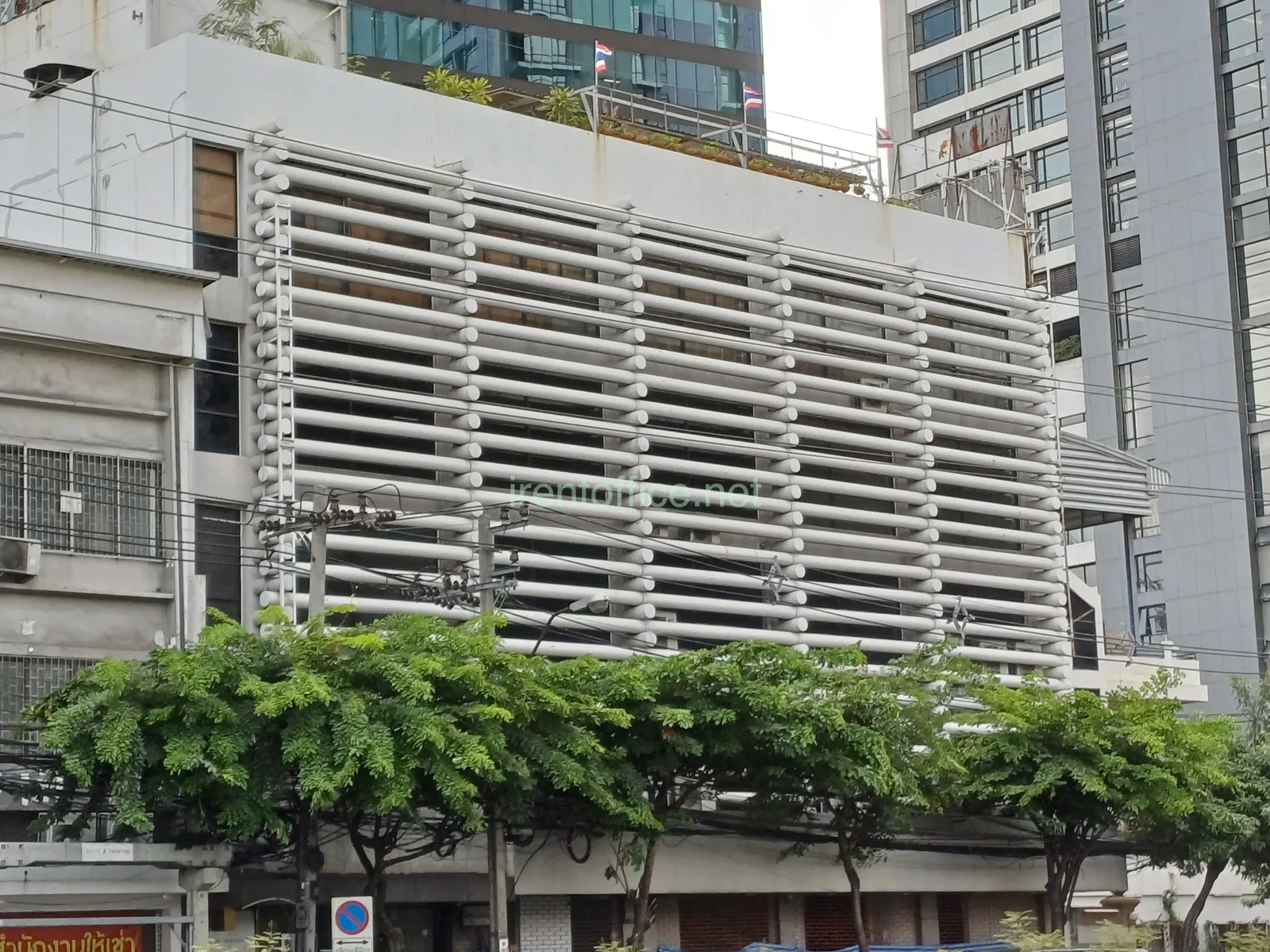 คลิกเพื่อดูรูปขนาดใหญ่ อาคารกริต (KRITS BUILDING) ออฟฟิศให้เช่าพระราม 4 ใกล้ MRT ลุมพินี ทำเลคุ้มค่าใจกลางสาทร–สีลม