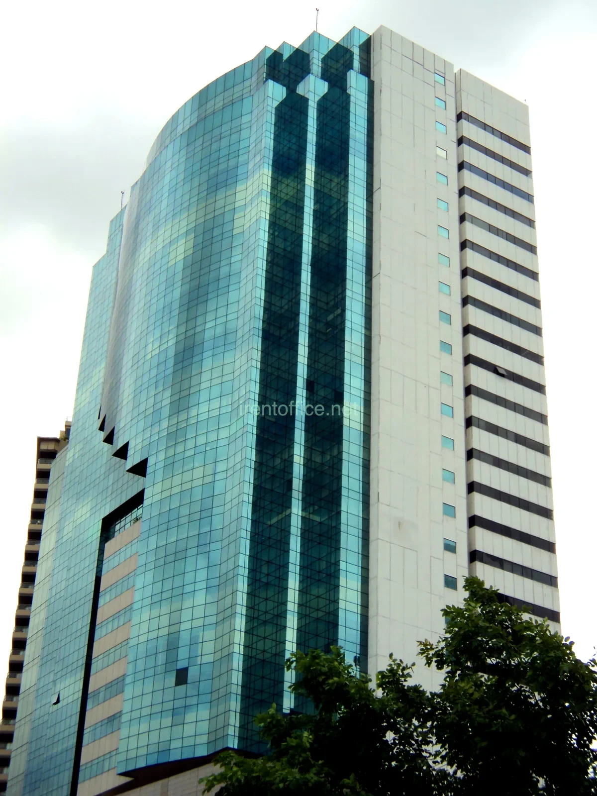 อาคารซีทีไอ ทาวเวอร์ (CTI TOWER) – สำนักงานให้เช่าสุขุมวิท อโศก ทำเลธุรกิจศักยภาพสูงใจกลางกรุงเทพฯ