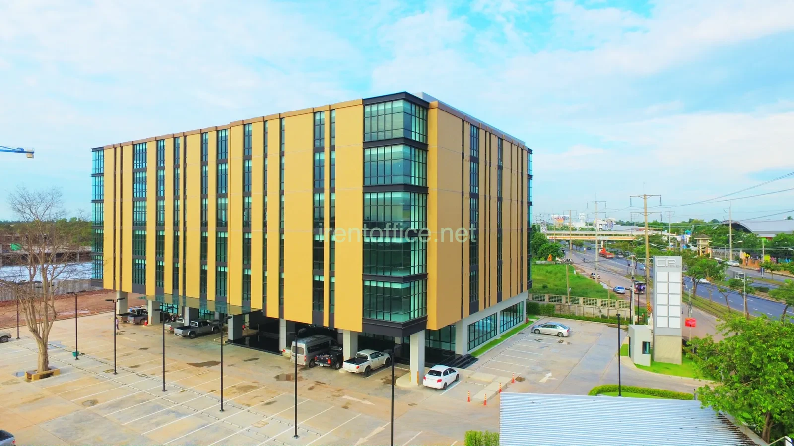 อาคาร ซีพี นครราชสีมา (CP TOWER NAKHON RATCHASIMA) ออฟฟิศให้เช่าโคราช ทำเลสำนักงานใจกลางถนนมิตรภาพ ศูนย์กลางธุรกิจภาคอีสาน