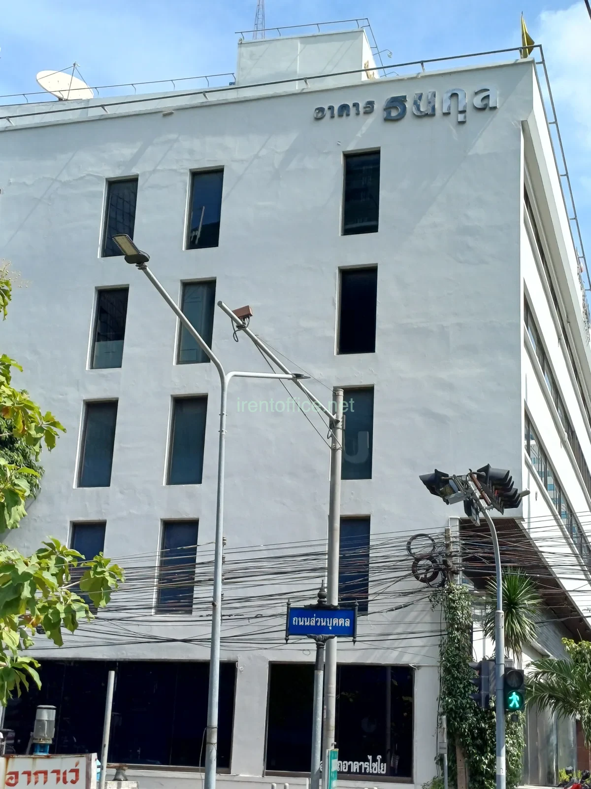 คลิกเพื่อดูรูปขนาดใหญ่ อาคารธนกุล (THANAKUL BUILDING) ออฟฟิศให้เช่าพระราม 9 ห้วยขวาง ทำเลธุรกิจศักยภาพ ใกล้ศูนย์กลางเศรษฐกิจแห่งใหม่ของกรุงเทพฯ