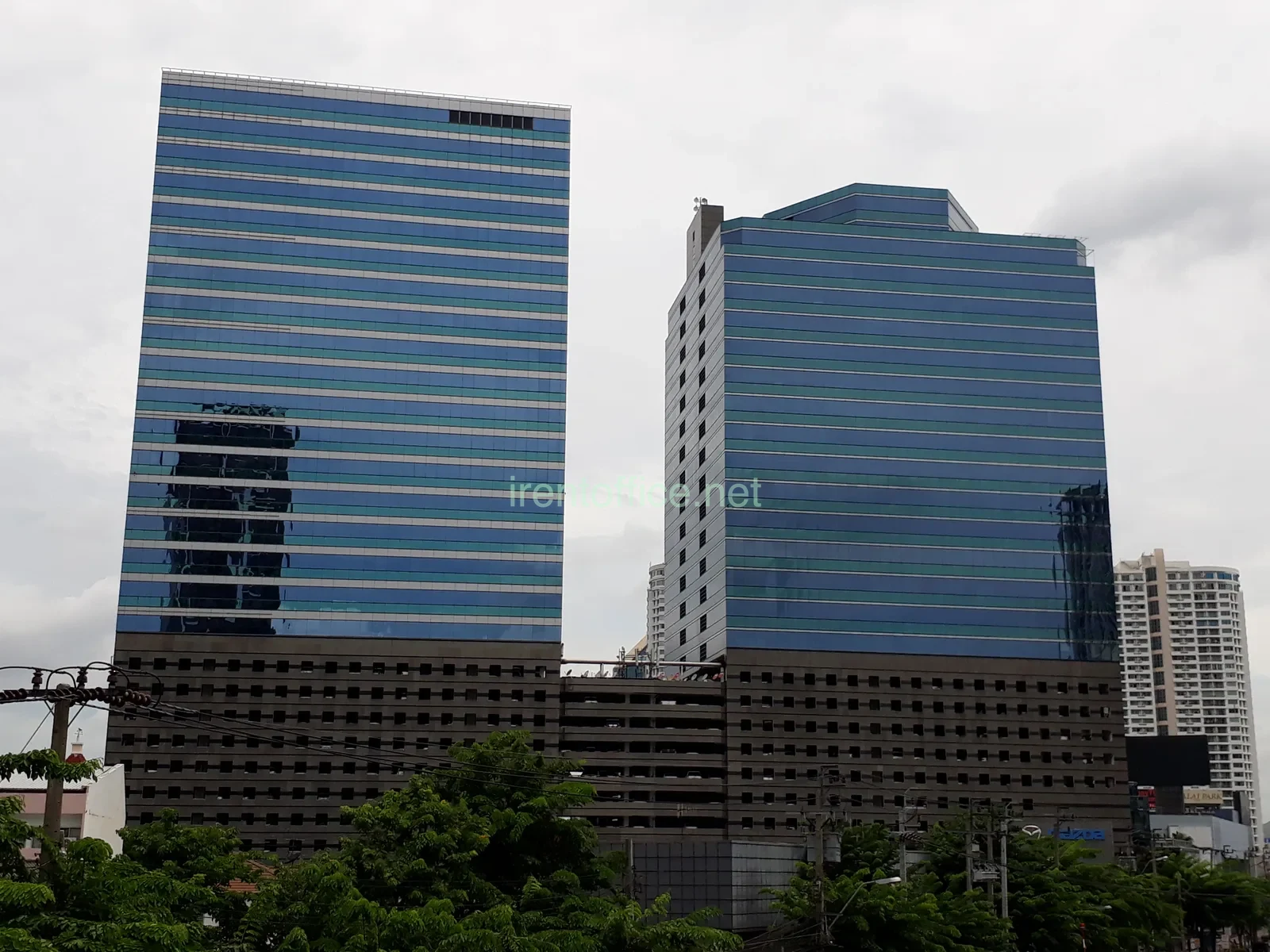 อาคารรสา ทาวเวอร์ (RASA TOWER) – สำนักงานให้เช่าเกรด A ใกล้ BTS ห้าแยกลาดพร้าว แลนด์มาร์กออฟฟิศโซนพหลโยธิน–จตุจักร