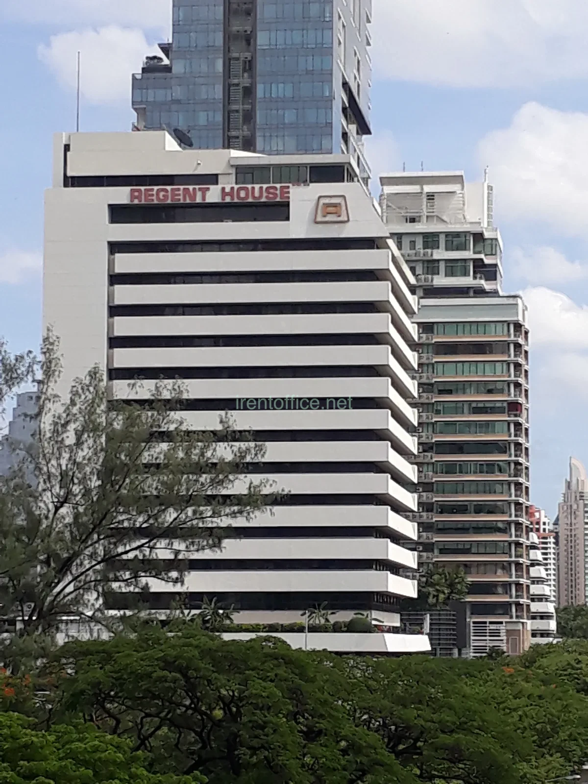 อาคารรีเจ้นท์ เฮ้าส์ (Regent House) ออฟฟิศให้เช่าราชดำริ–ราชประสงค์ ทำเล CBD ใจกลางกรุงเทพ ใกล้ BTS ราชดำริ