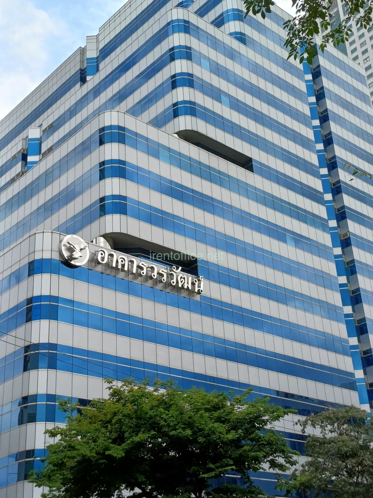 อาคารวรวัฒน์ (Vorawat Building) ออฟฟิศให้เช่าย่านสีลม-สุรวงศ์ ทำเลธุรกิจใจกลางกรุงเทพ เดินทางสะดวก