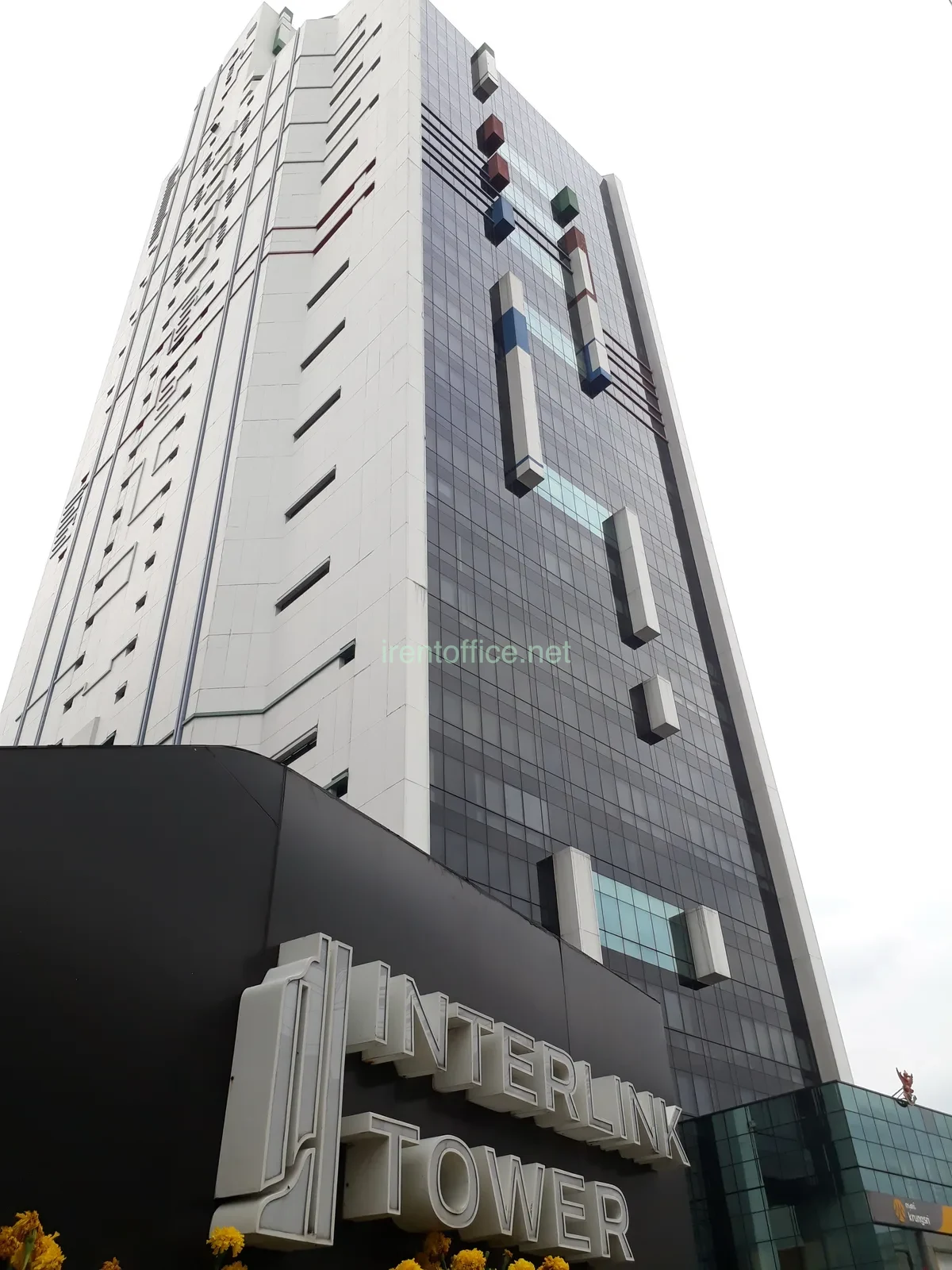 คลิกเพื่อดูรูปขนาดใหญ่ อาคาร อินเตอร์ลิ้งค์ ทาวเวอร์ (INTERLINK TOWER) ออฟฟิศให้เช่าบางนา อาคารสำนักงานคุณภาพบนถนนบางนา-ตราด ทำเลธุรกิจศักยภาพ