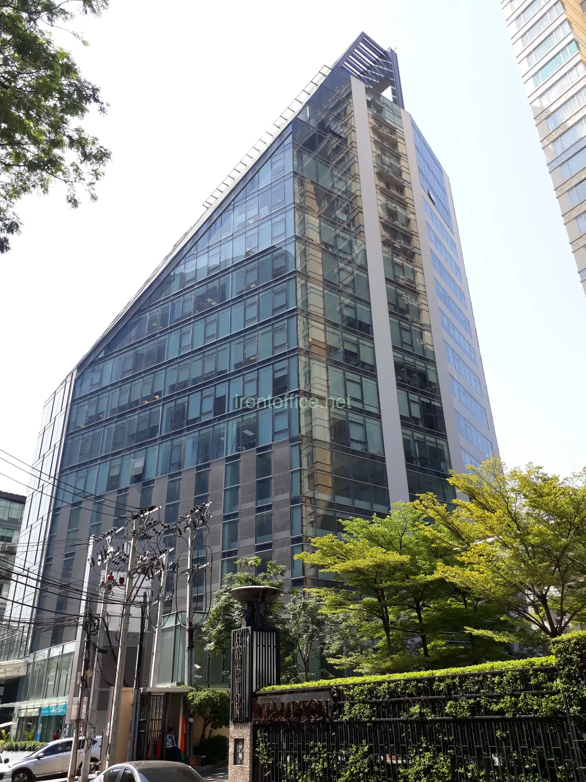 อาคารเมเจอร์ ทาวเวอร์ (Major Tower Thonglor) ออฟฟิศให้เช่าทองหล่อ ซอย 10 ทำเลพรีเมียม ไลฟ์สไตล์ครบใจกลางสุขุมวิท