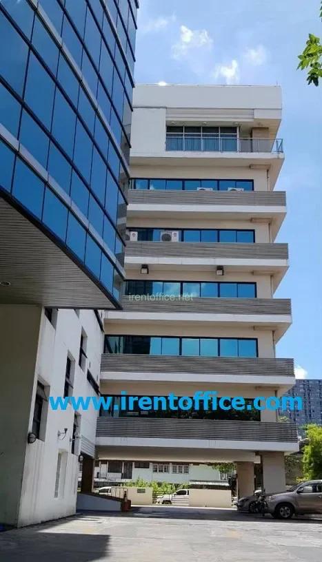 อาคารเพิ่มภูมิ (Permpoom Building)