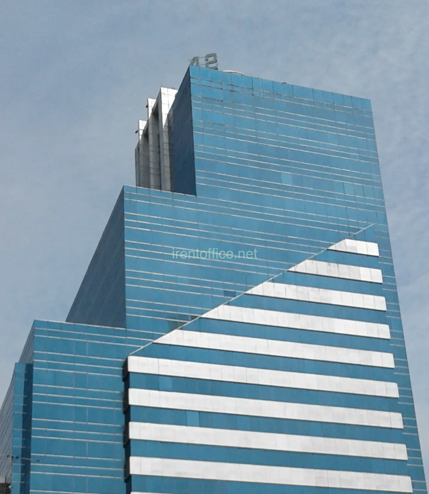 อาคาร 42 ทาวเวอร์ (42 Tower)