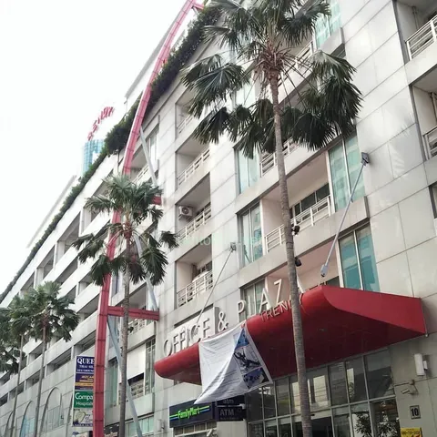 อาคารเดอะ เทรนดี้ ออฟฟิศ (The Trendy Office Building) ออฟฟิศให้เช่าสุขุมวิท 13 ใกล้ BTS นานา–อโศก ทำเล CBD คุ้มค่าใจกลางเมือง
