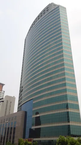 อาคารฟอรั่ม ทาวเวอร์ (FORUM TOWER) – สำนักงานให้เช่ารัชดา ห้วยขวาง ทำเลธุรกิจศักยภาพสูงใจกลางกรุงเทพฯ