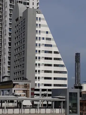 อาคาร ไทยวีรวัฒน์ (THAI WEERAWAT BUILDING) ออฟฟิศให้เช่ากรุงธนบุรี คลองสาน ทำเลธุรกิจฝั่งธนฯ เชื่อมสาทร-สีลม