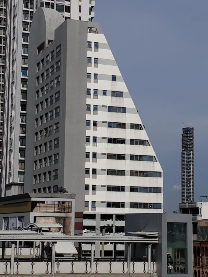คลิกเพื่อดูรูปขนาดใหญ่ อาคาร ไทยวีรวัฒน์ (THAI WEERAWAT BUILDING) ออฟฟิศให้เช่ากรุงธนบุรี คลองสาน ทำเลธุรกิจฝั่งธนฯ เชื่อมสาทร-สีลม