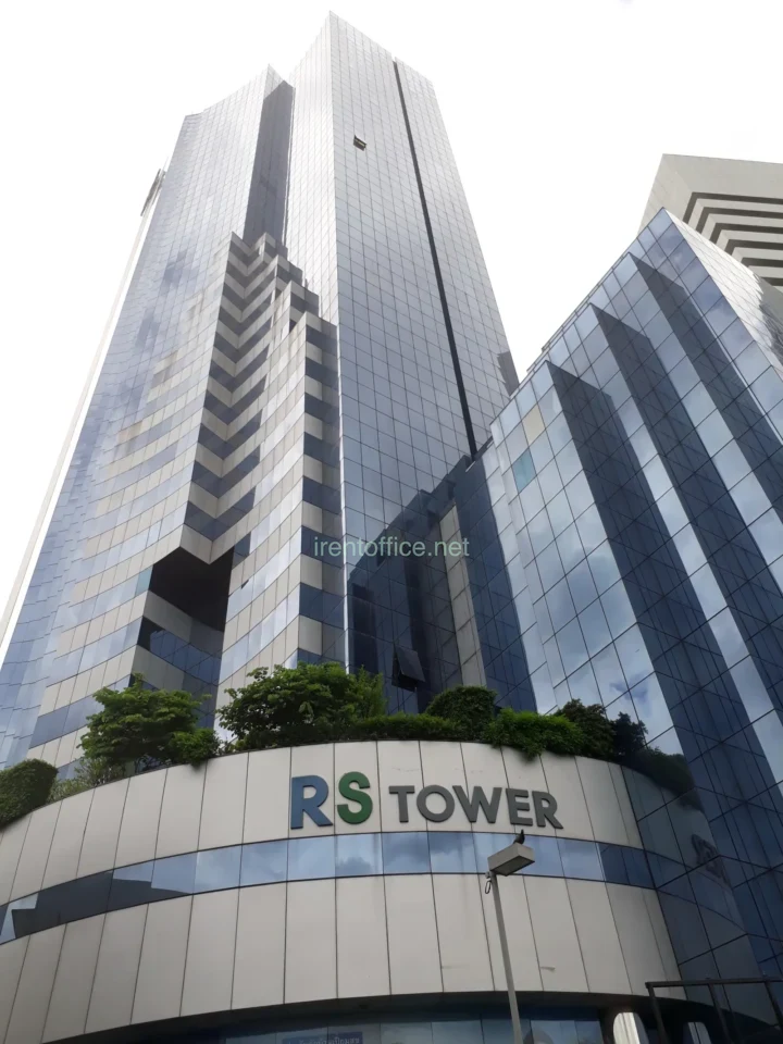 อาคารอาร์เอส ทาวเวอร์ (RS Tower)