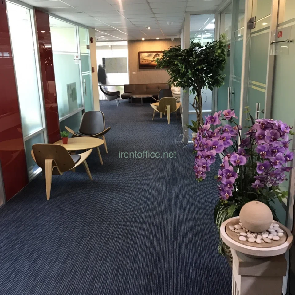 ออฟฟิศตกแต่งแล้ว Vanissa Building